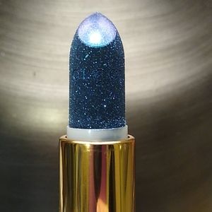 Gucci lipstick lunaison Fay turquoise 710